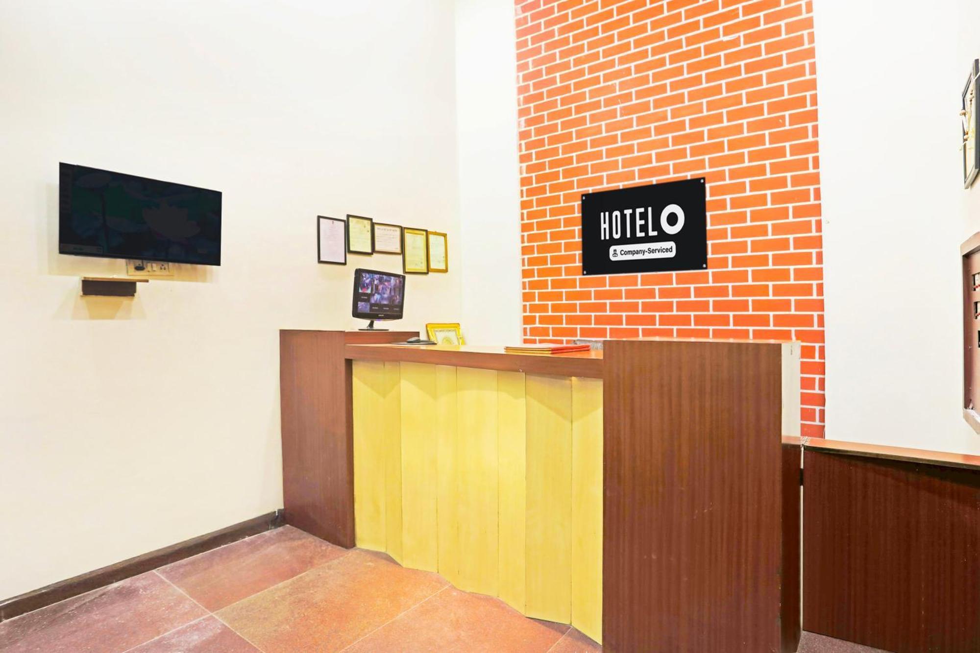 Super Hotel O Jaistambh Chowk Formerly Guru Kirpa Райпур Экстерьер фото